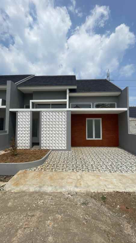 rumah tropical modern type 50 88 cocok untuk keluarga
