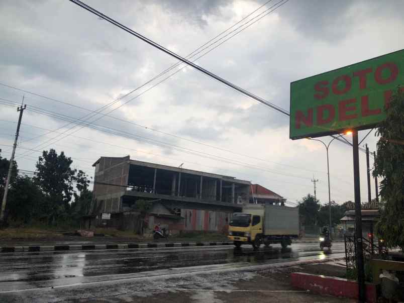 tanah jalan pandaran jawa tengah