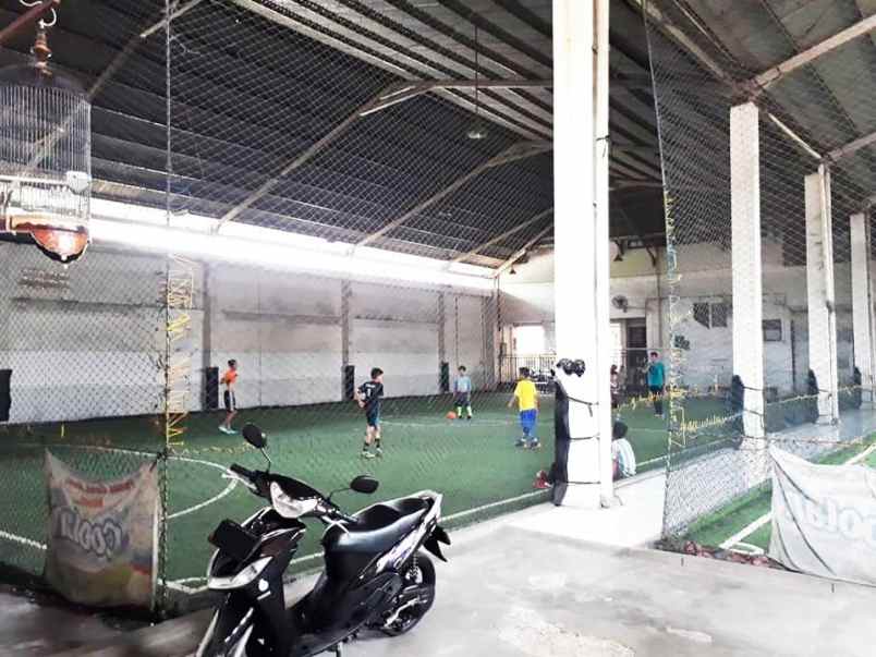 tanah jl raya jatiwaringin kec