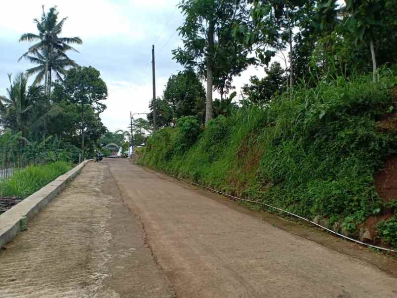 tanah ngargoyoso karanganyar