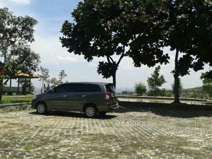 tanah ujung berung ujung