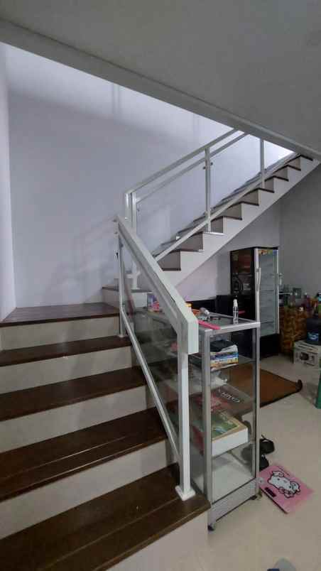 termurah di meruyung dalam komplek 5 kamar tin