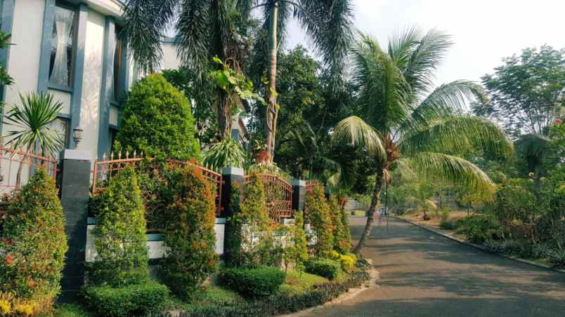 turun harga jual rumah mewah di citra gran cibubur