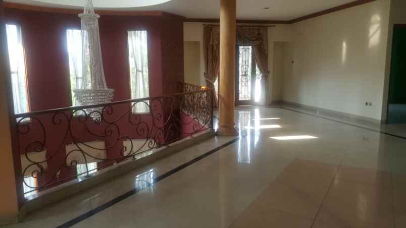turun harga jual rumah mewah di citra gran cibubur