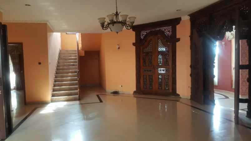 turun harga jual rumah mewah di citra gran cibubur