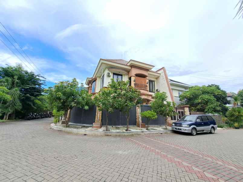 turun harga rumah mewah siap huni model hook