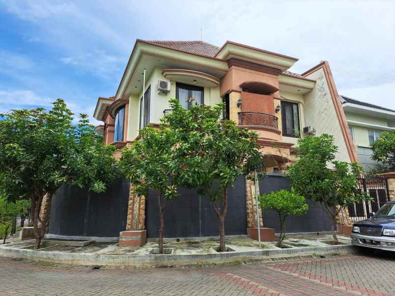 turun harga rumah mewah siap huni model hook