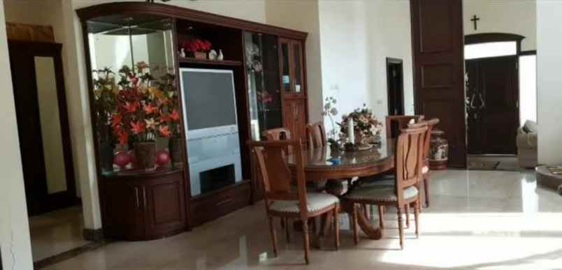 turun harga rumah mewah siap huni model hook