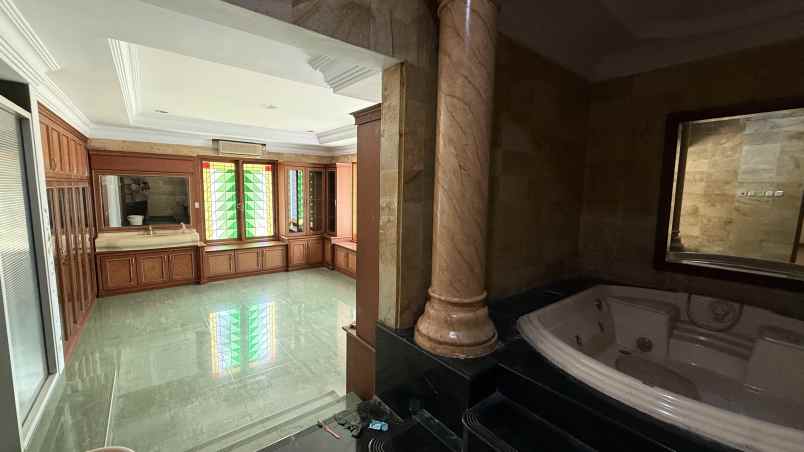 vila dijual di ciawi bogor 5 menit simpang gadog