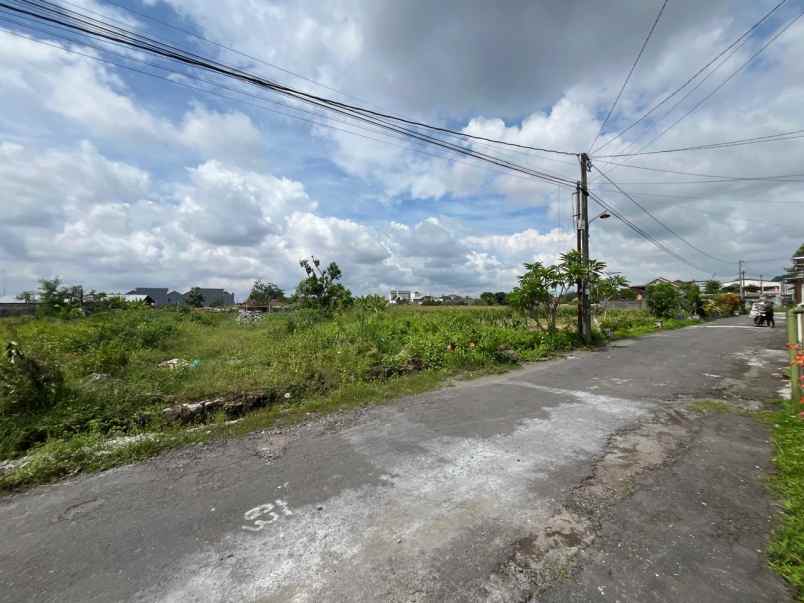 200 m ndalem klangean tanah di jl damai