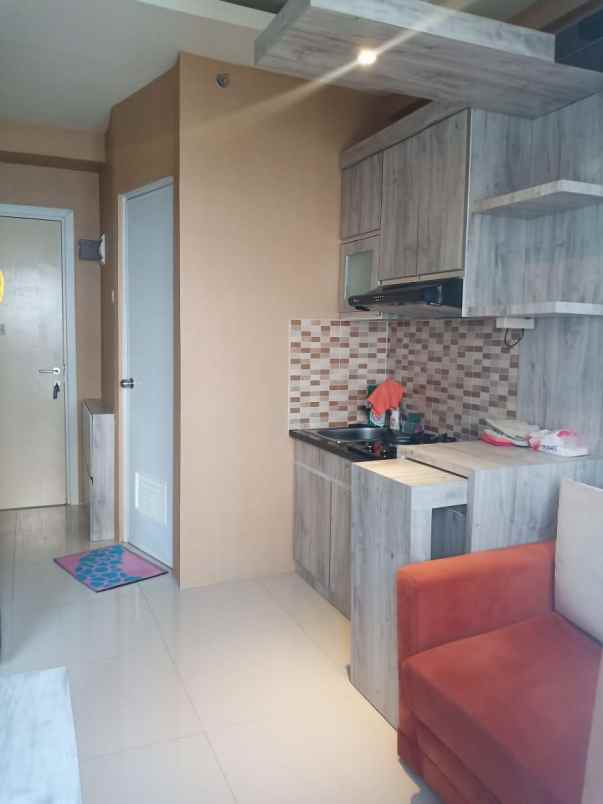 apartemen green pramuka city disewa tahunan siap huni