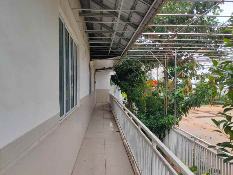 bangunan bekas sekolah lokasi strategis di liliba ntt