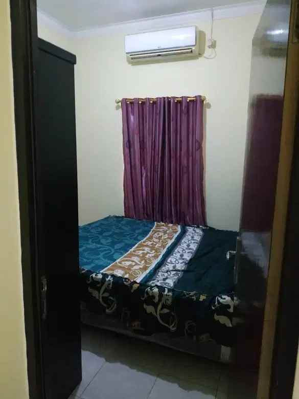 cirendeu tapi aksesnya kota banget rumah disewakan
