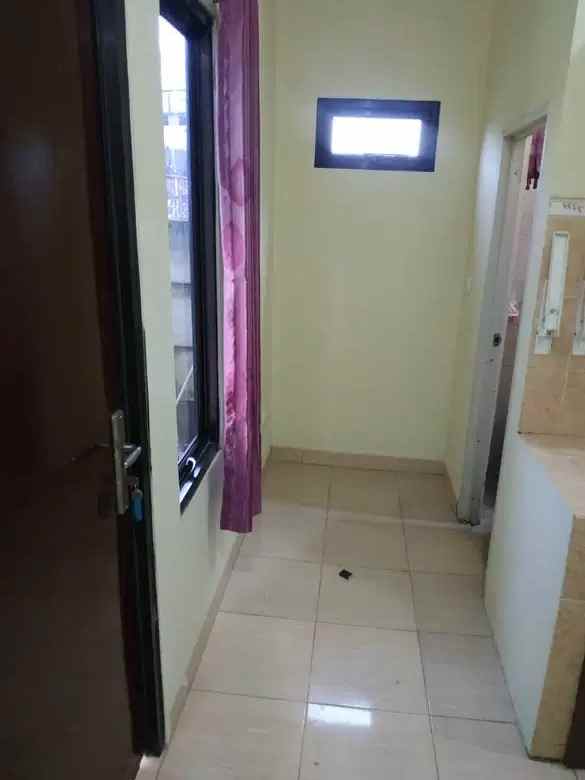 cirendeu tapi aksesnya kota banget rumah disewakan
