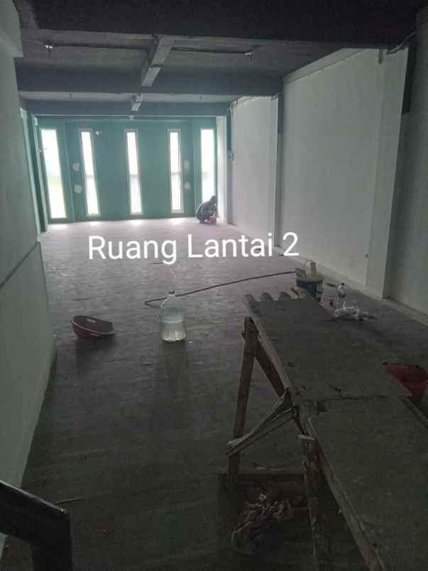 di sewakan ruko komersial lokasi strategis