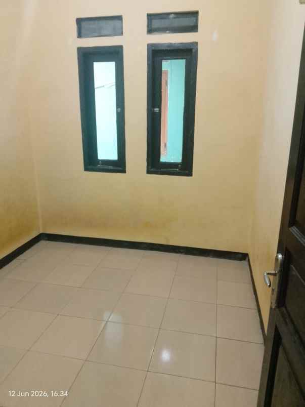 di sewakan rumah perbulan