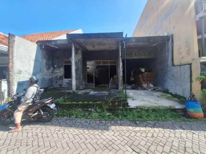 dijual 2 rumah di pedurungan semarang