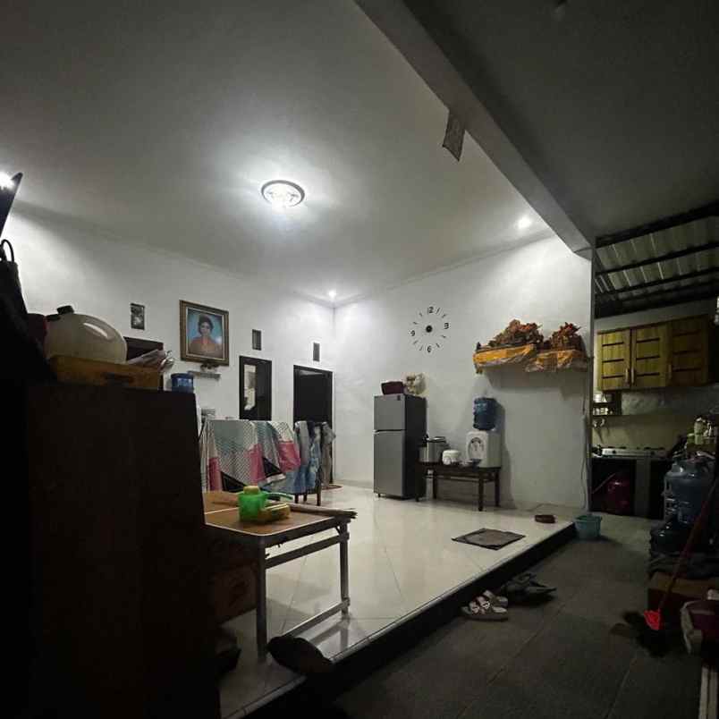 dijual 7 2 are jl pantusari pedungan sesetan denpasar