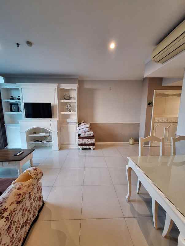 dijual apartemen jalan mayjen sungkono