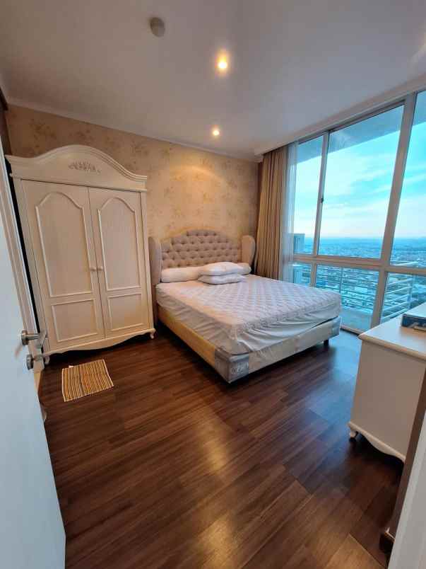 dijual apartemen jalan mayjen sungkono
