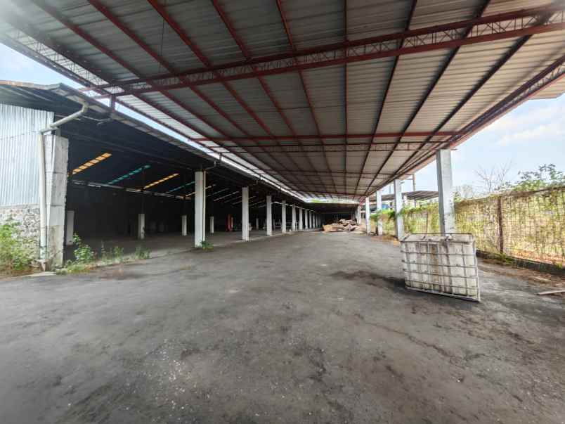 dijual gudang di polokarto sukoharjo