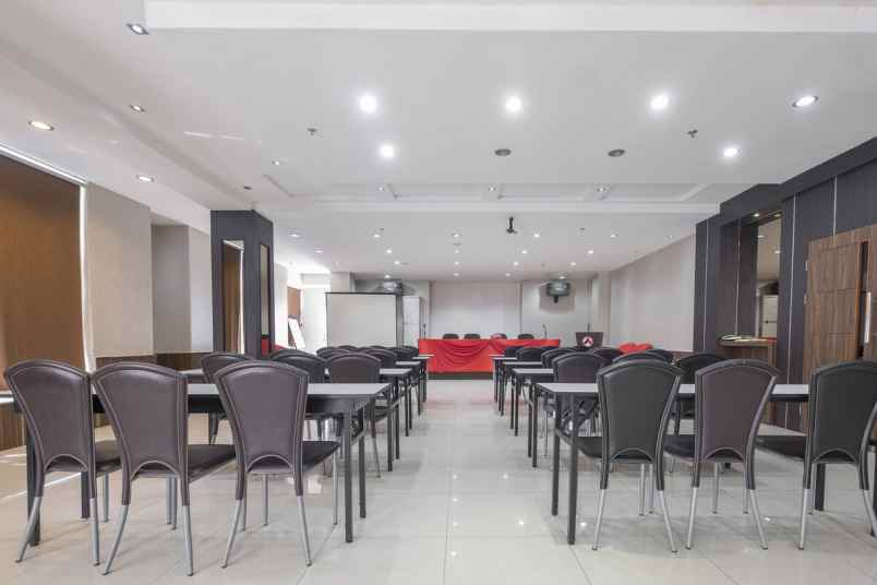 dijual hotel melayu baru kec wajo kota