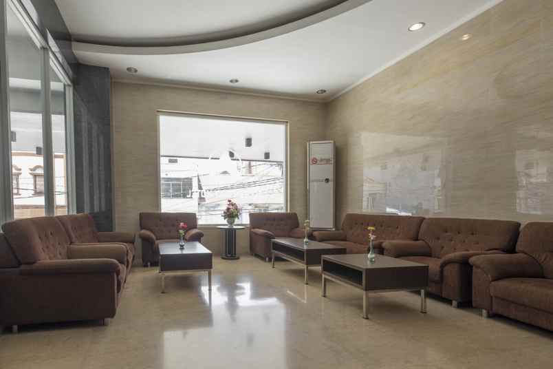 dijual hotel melayu baru kec wajo kota