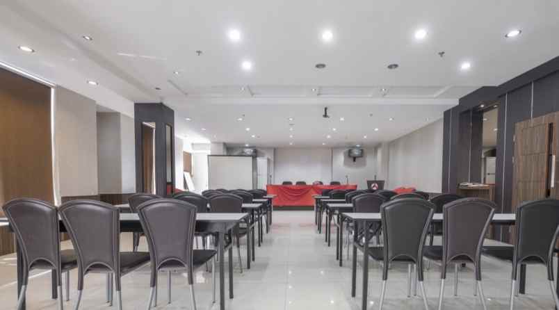 dijual hotel melayu baru kec wajo kota