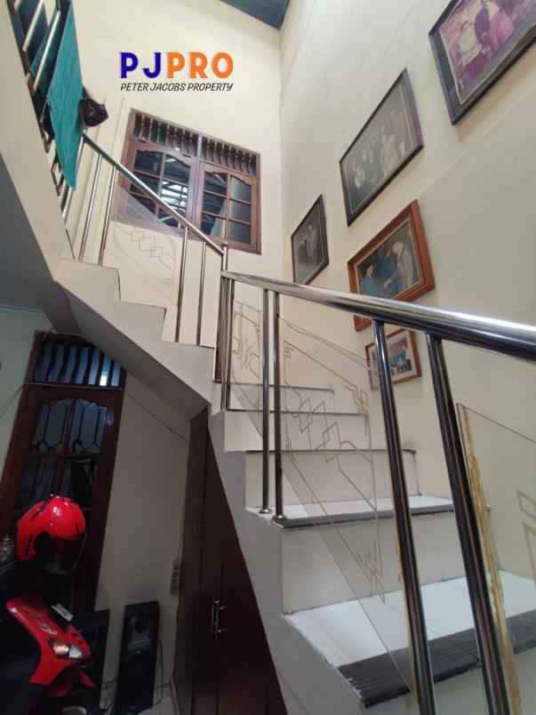 dijual kost jalan kavling semper barat