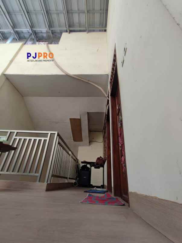dijual kost jalan kavling semper barat