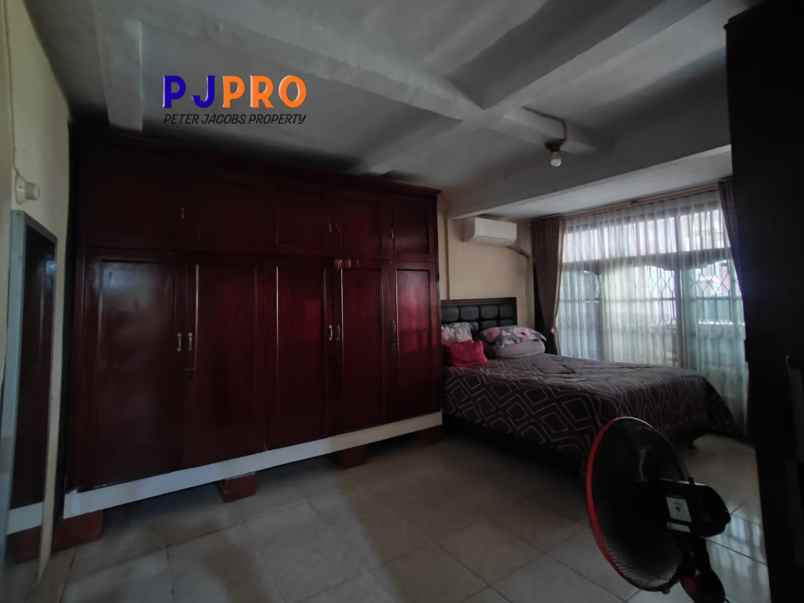 dijual kost jalan kavling semper barat