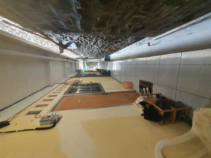 dijual kost jl kalimongso jurang mangu