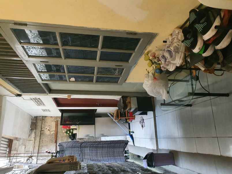 dijual kost jl kalimongso jurang mangu