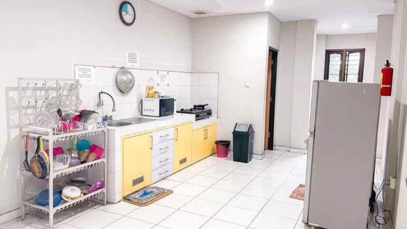 dijual kost jl tenggilis tengah