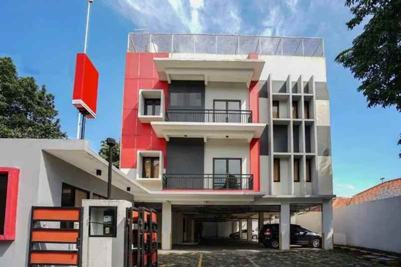 dijual kost jl tenggilis tengah