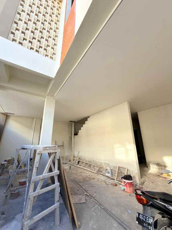 dijual kost lowokwaru
