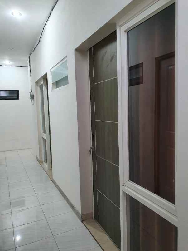 dijual kost pandean lamper