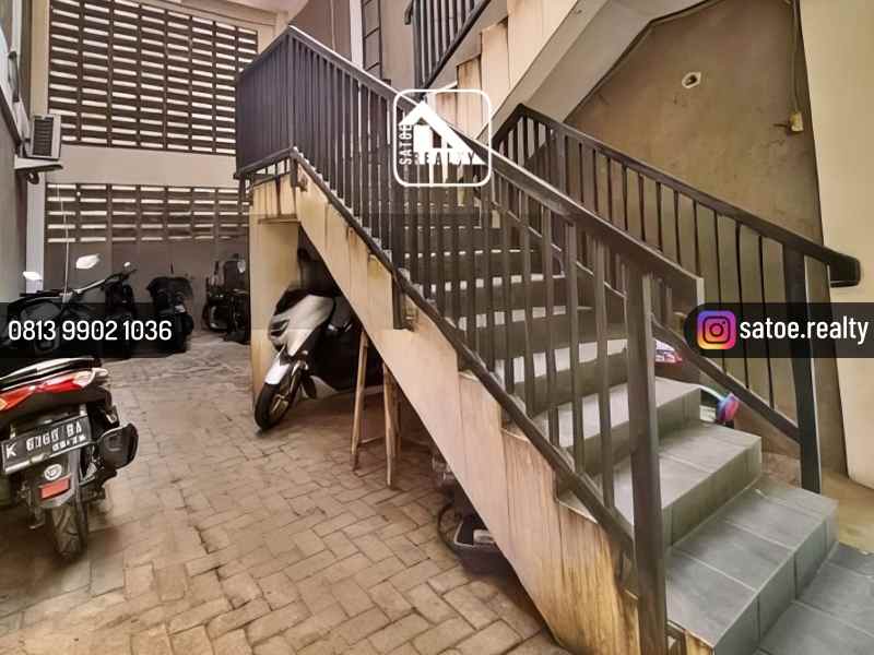 dijual kost petukangan selatan