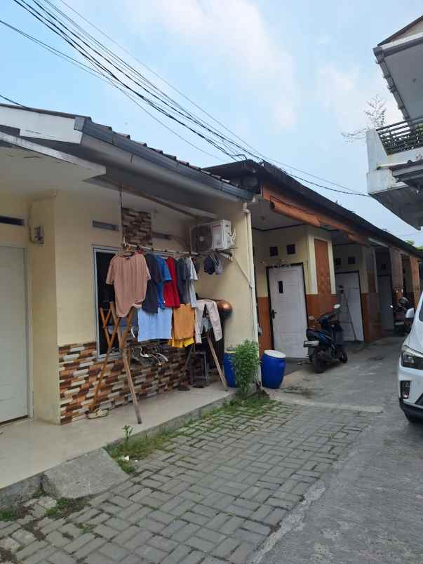 dijual kost pondok jaya