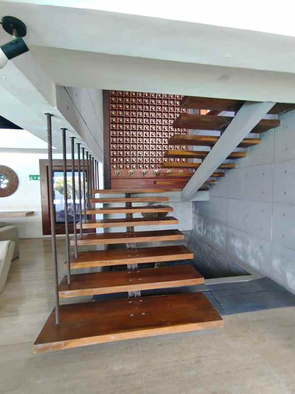 dijual murah villa di jimbaran