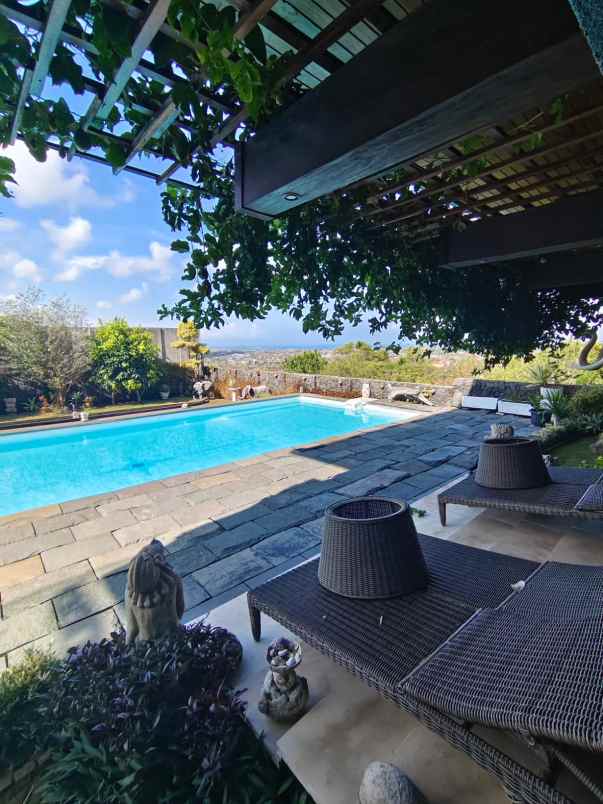 dijual murah villa di jimbaran