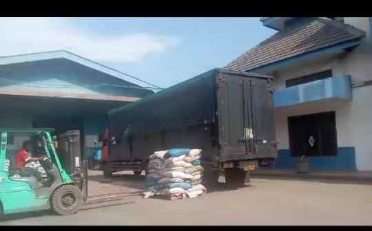 dijual pabrik pupuk lok gresik