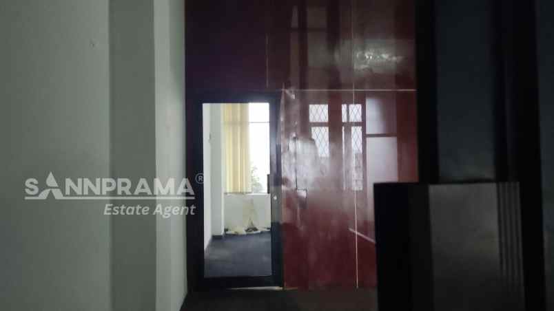 dijual ruko gudang kantor cempaka baru