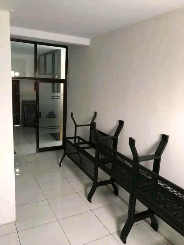 dijual ruko gudang kantor dekat ringroad