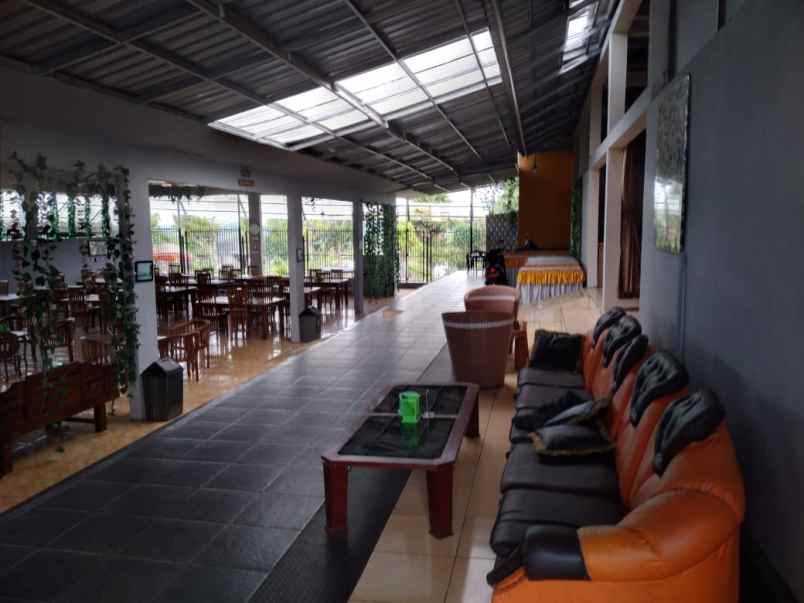 dijual ruko gudang kantor desa kadudampit kecamatan