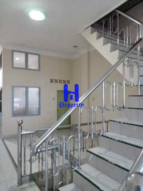 dijual ruko gudang kantor jalan belitung dekat jl