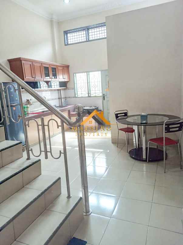 dijual ruko gudang kantor jalan belitung dekat jl