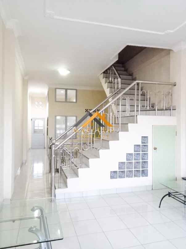 dijual ruko gudang kantor jalan belitung dekat jl