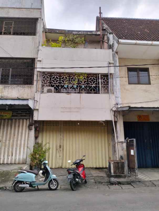 dijual ruko gudang kantor jalan bongkaran