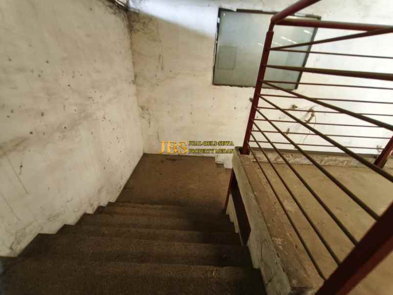 dijual ruko gudang kantor jalan irian barat daerah